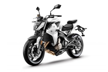 CF MOTO 650NK Motosiklet